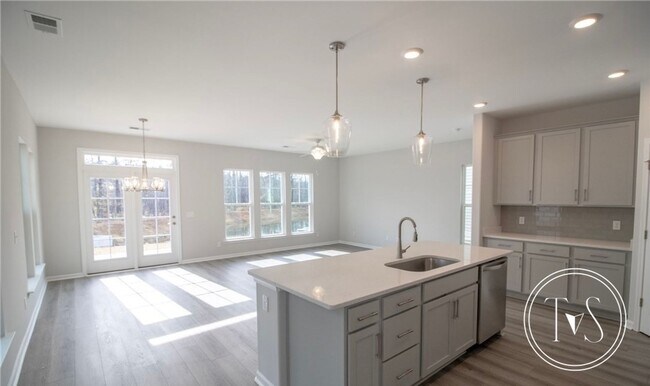 Building Photo - 254 Flagler Dr