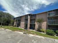 Building Photo - 2br - 1000ft2 - Affordable UPTOWN AREA 2 F...