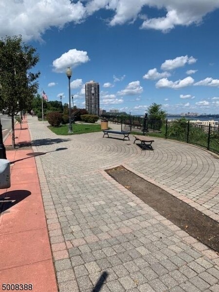 Building Photo - 7411 BLVD