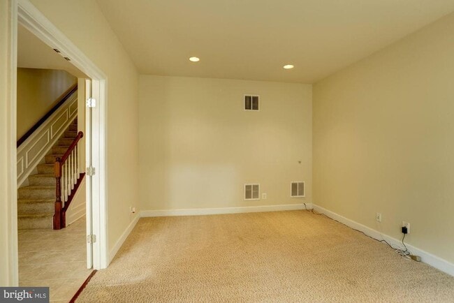 Building Photo - 14580 Crossfield Way