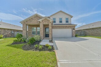 Building Photo - 8515 Lake Groove Ln