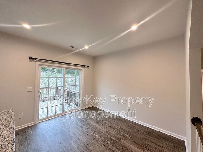 Building Photo - 466 Brier Summit Pl
