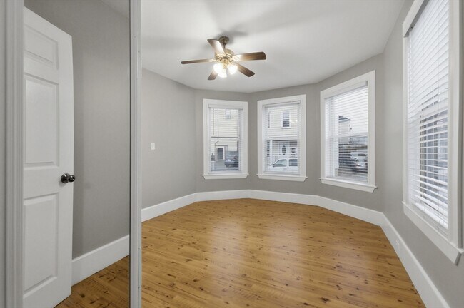 Building Photo - 20 Bennett St