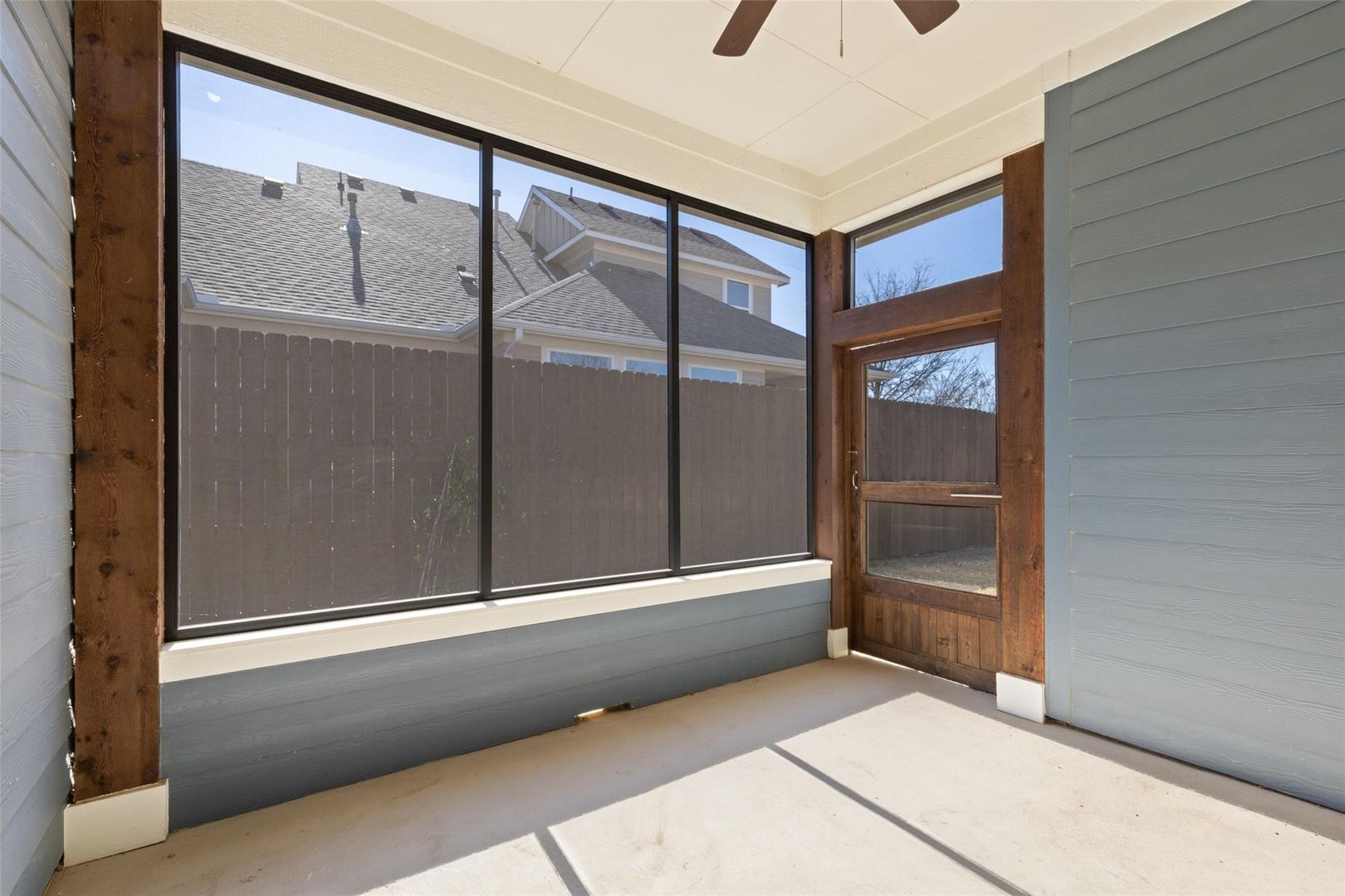 Building Photo - 406 Hearth Terrace