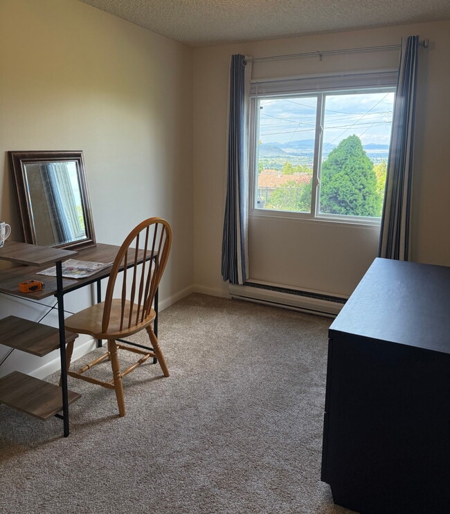 Building Photo - The Berge Place