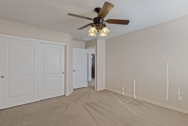 Building Photo - Gorgeous 4 Bedroom Home in Phoenix!