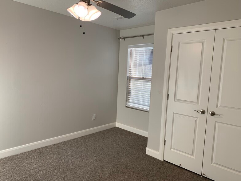 Bedroom #2. (2nd floor). - 355 W 200 S