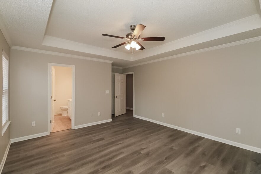 Building Photo - 245 Pebble Creek Dr