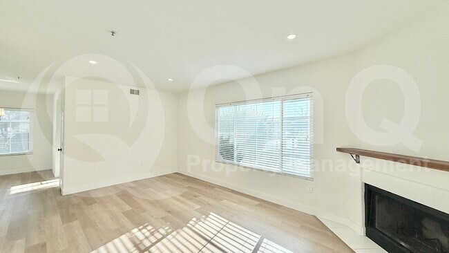Building Photo - 9451 E Becker Ln