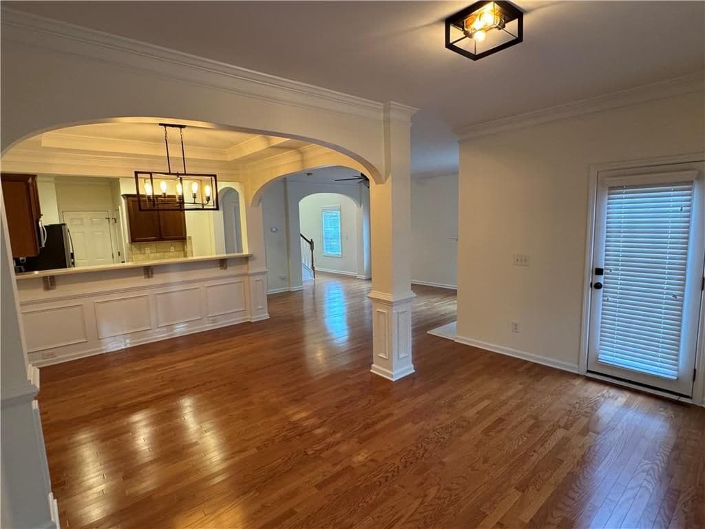 Building Photo - 5055 Hastings Terrace