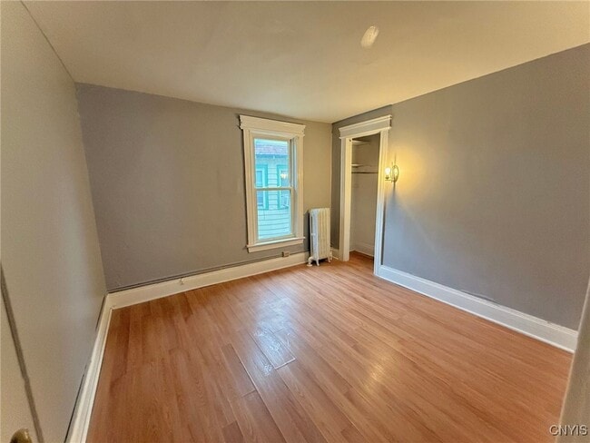 Building Photo - 367 Furman St