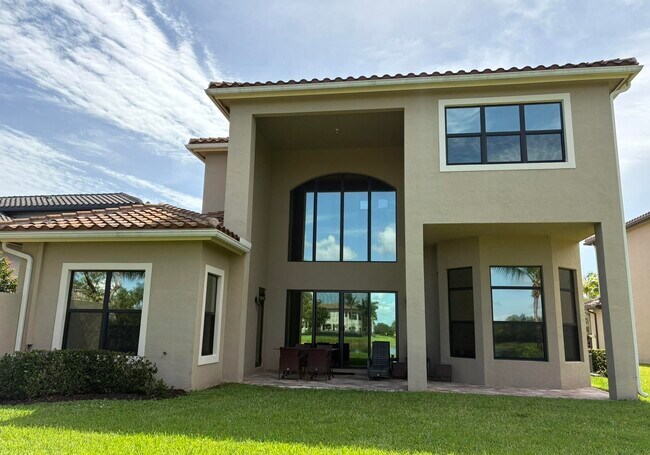Building Photo - 16743 Picardy Way