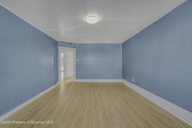 Building Photo - 53 Sobieski St