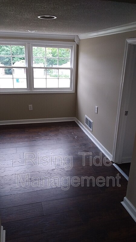 Building Photo - 307 Bessemer Super Hwy