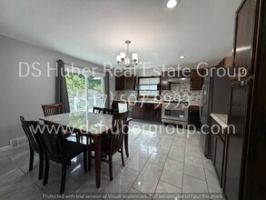 Building Photo - 4600 Ora St