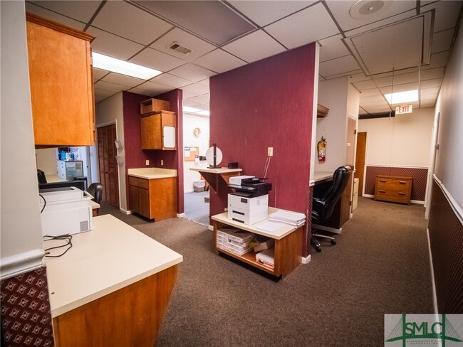 Building Photo - 7373 Hodgson Memorial Dr