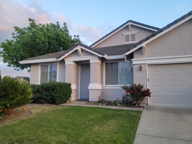 Primary Photo - 2243 Thomsen Way