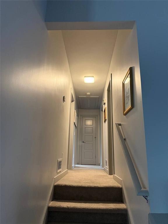 Building Photo - 4472 Calumet Dr NW