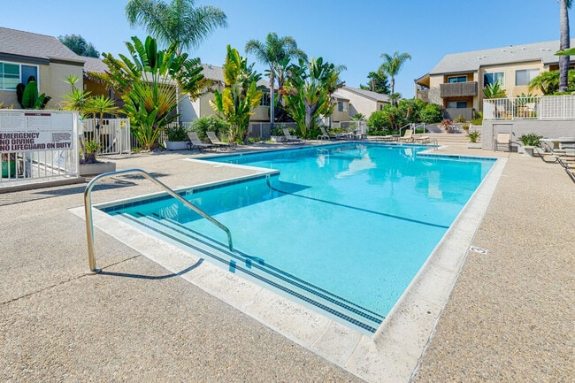 Building Photo - 8540 Via Mallorca Via