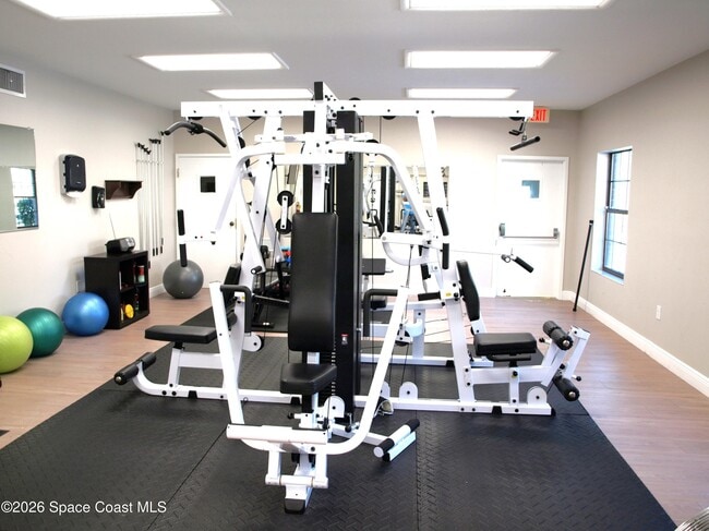 Building Photo - 9012 Scarsdale Ct