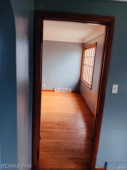 Building Photo - 15625 Bringard Dr