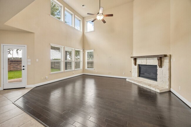 Building Photo - 27903 Hunters Rock Ln