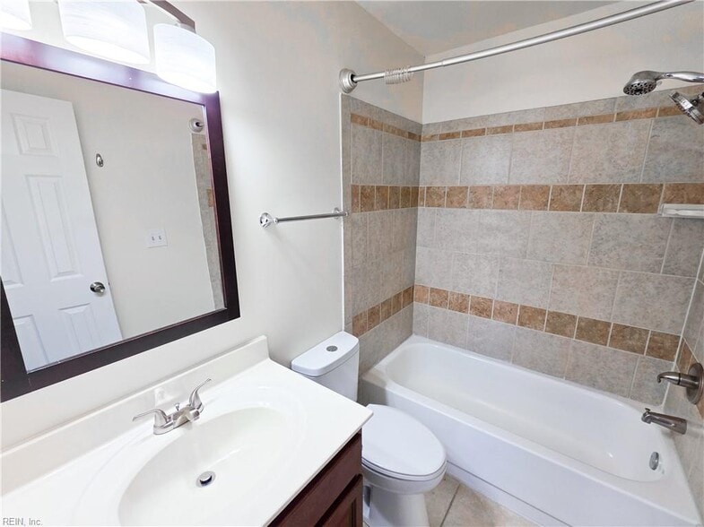 Primary Bathroom - 662 Biltmore Dr