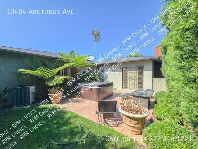 Building Photo - 13404 Arcturus Ave