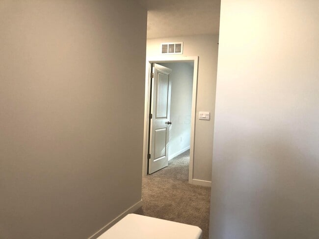 Building Photo - 6369 Bellmouth Rd