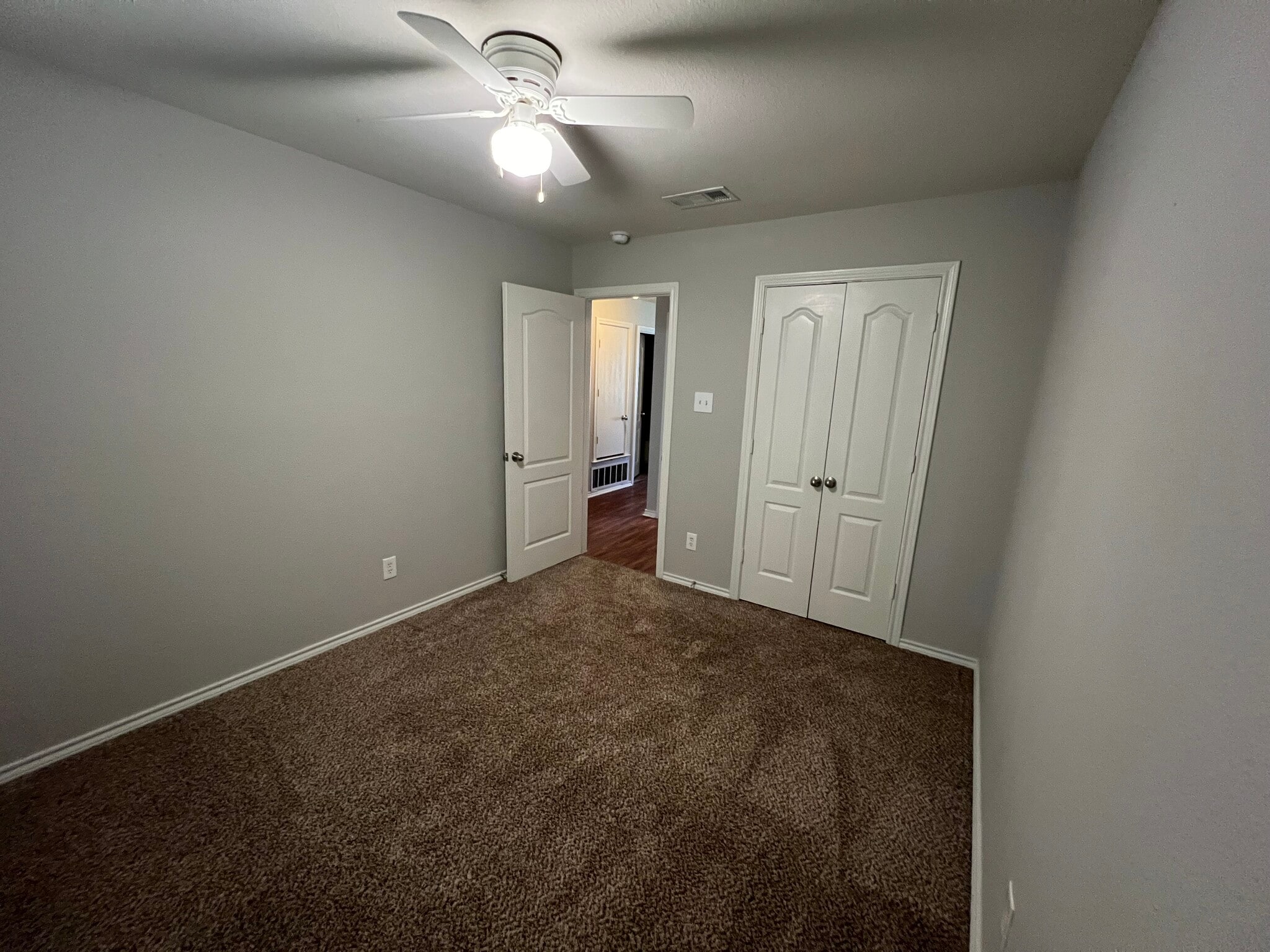 Building Photo - 8126 Marydean Ave