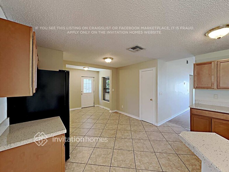 Building Photo - 137 Alameda Dr