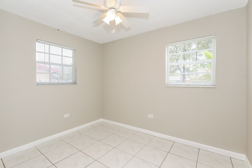 Building Photo - 7311 Miramar Pkwy