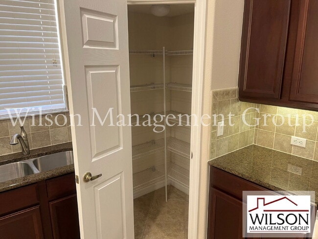 Building Photo - 4935 Luge Ln