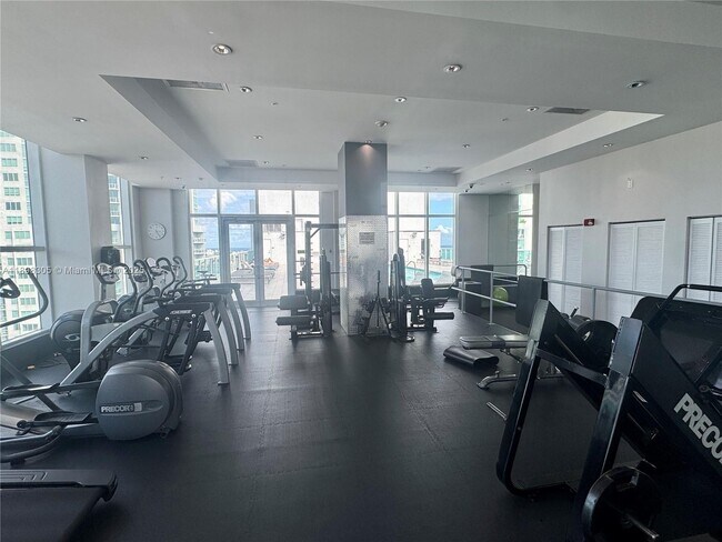 Building Photo - 133 NE 2nd Ave