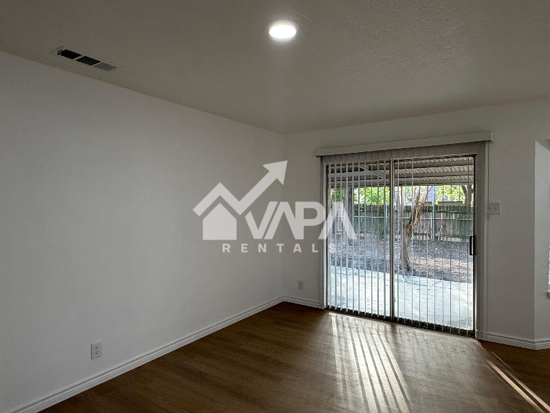 Building Photo - 4322 Eagle Nest Dr