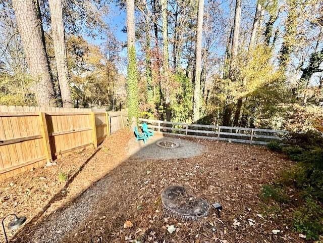 Building Photo - 221 MacKenzie Ct