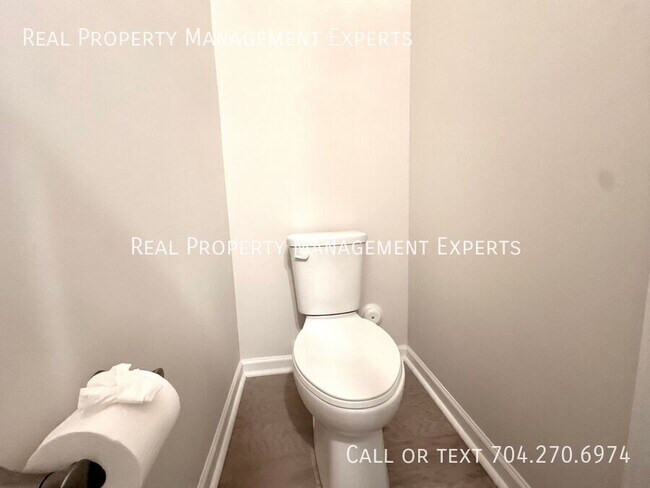 Building Photo - 6024 Caprera Wy
