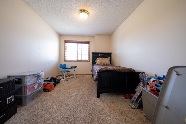 Building Photo - 17431 Glacier Wy