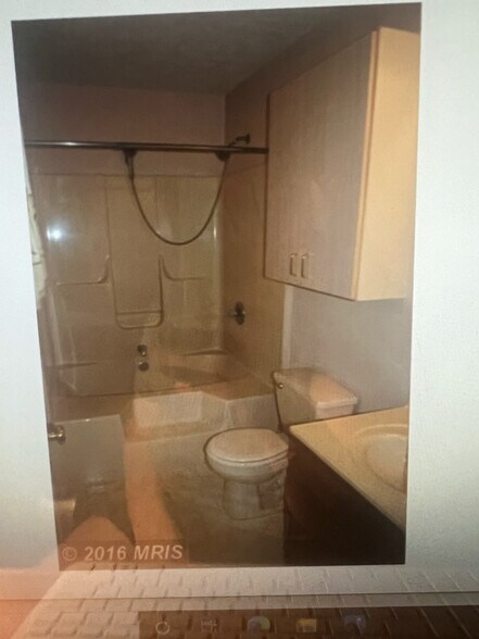 Building Photo - 39318 Summit Hill Dr