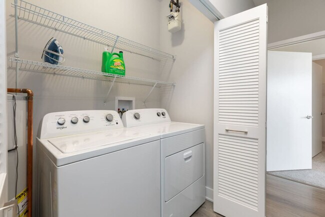 Building Photo - 28294 Ferry Rd