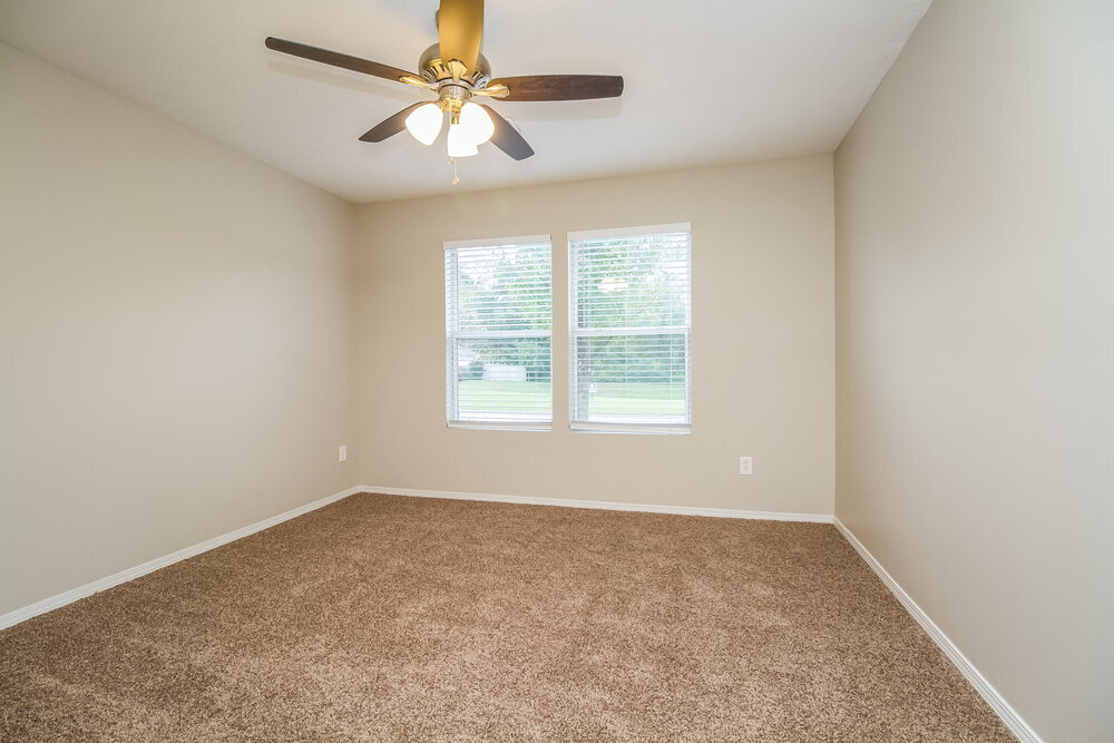 Building Photo - 2776 Sutherland Dr