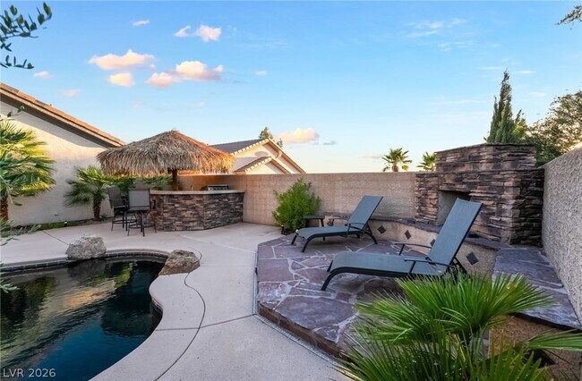 Building Photo - 2676 Lochleven Way