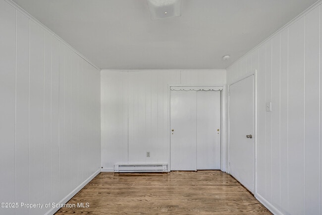 Building Photo - 53 Sobieski St