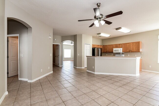 Building Photo - 115 Cork Way