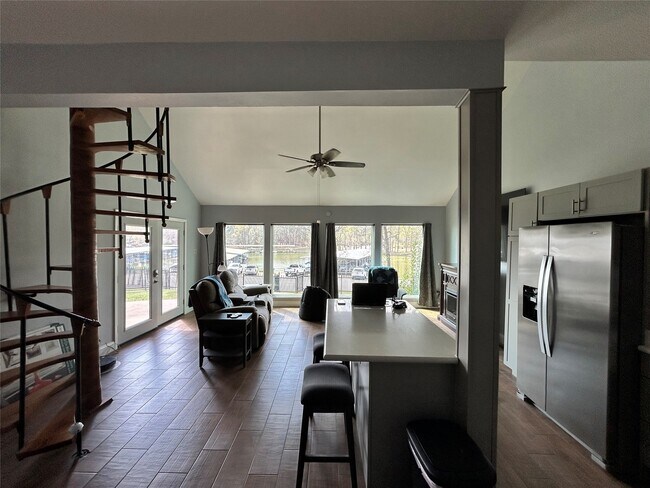 Building Photo - 30 Harbour Ln