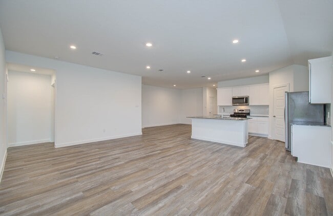 Building Photo - 1011 Perezia Ct