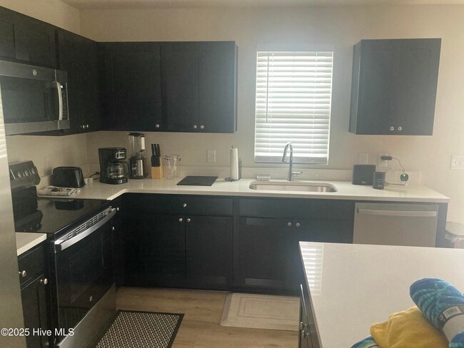 Building Photo - 3226 Edgemead Cir
