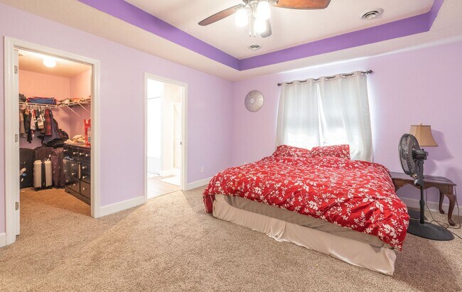 Building Photo - 4Bd/3.5Ba Home Available