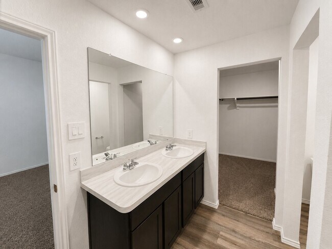 Building Photo - 1135 Sultana Spgs Ct