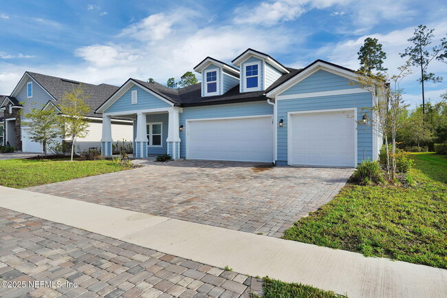 Building Photo - 147 Holly Forest Dr